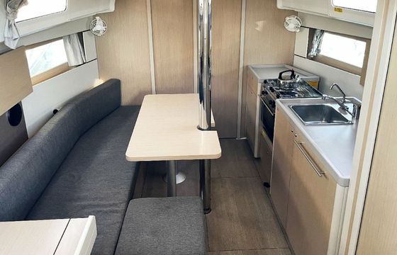 Beneteau Oceanis 35.1 Mistral