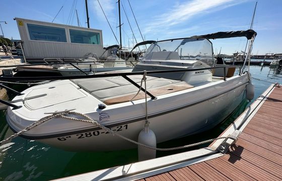 Beneteau Flyer 7 Sundeck Garbi
