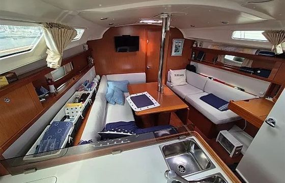 Beneteau Oceanis 37 Serenade