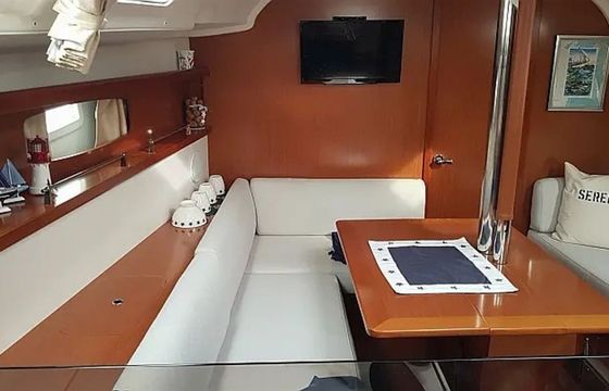 Beneteau Oceanis 37 Serenade