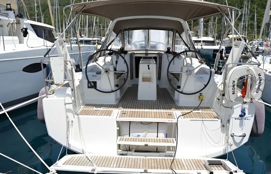 Beneteau Oceanis 35 Blondi
