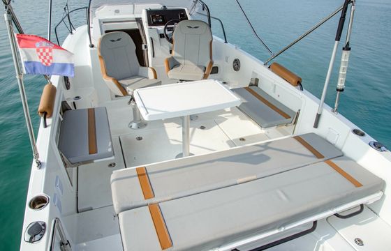 Beneteau Flyer 8 24