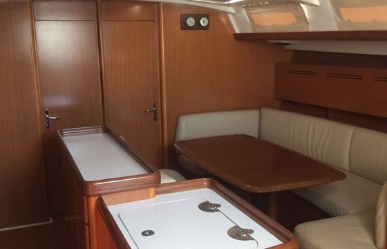 Beneteau Cyclades 50 Sea Walks
