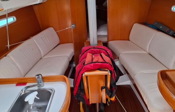 Beneteau First 31.7 Coda di Volpe