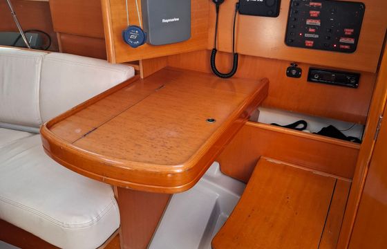 Beneteau First 31.7 Dindarella
