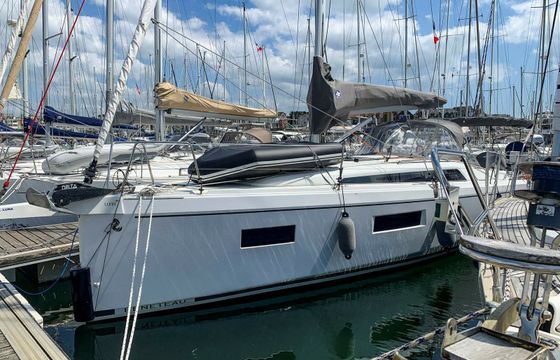 Beneteau Oceanis 34.1 Luna