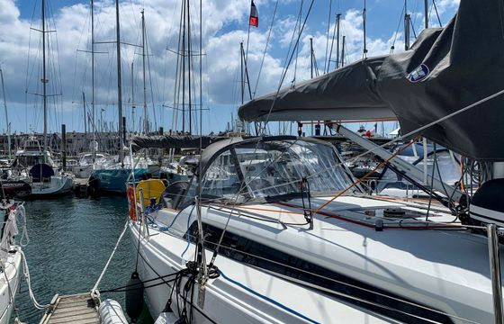 Beneteau Oceanis 34.1 Luna