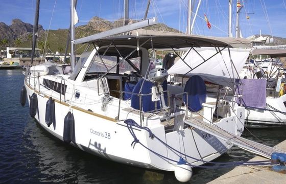 Beneteau Oceanis 38 Moin