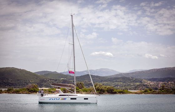 Beneteau Oceanis 34.1 Pink Floyd