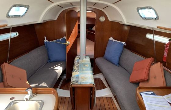 Beneteau First 31.7 Macareux 2