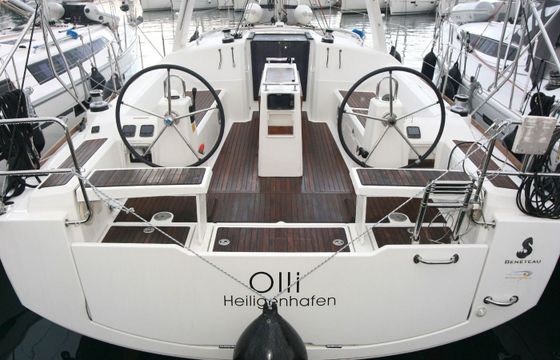 Beneteau Oceanis 38 Olli