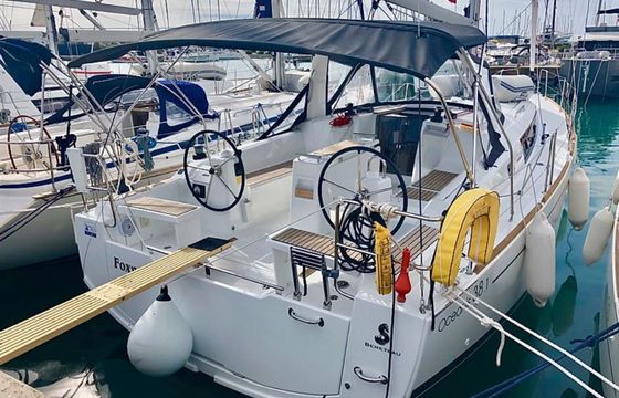 Beneteau Oceanis 38 Foxy