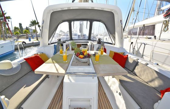 Beneteau Oceanis 35 Hobbit