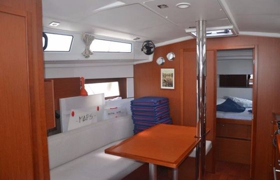 Beneteau Oceanis 38 Naima