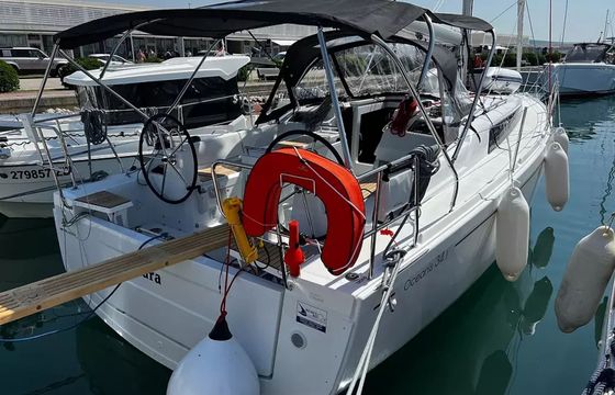 Beneteau Oceanis 34.1 Clara