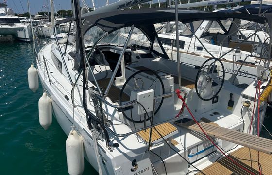 Beneteau Oceanis 34.1 Clara