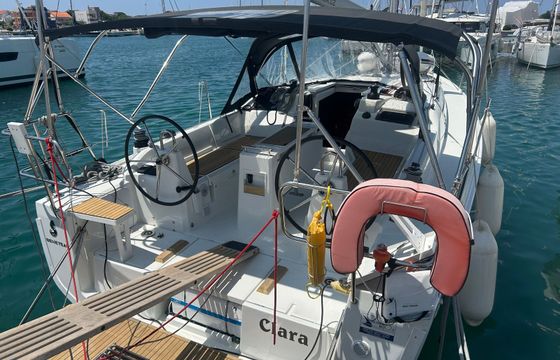 Beneteau Oceanis 34.1 Clara