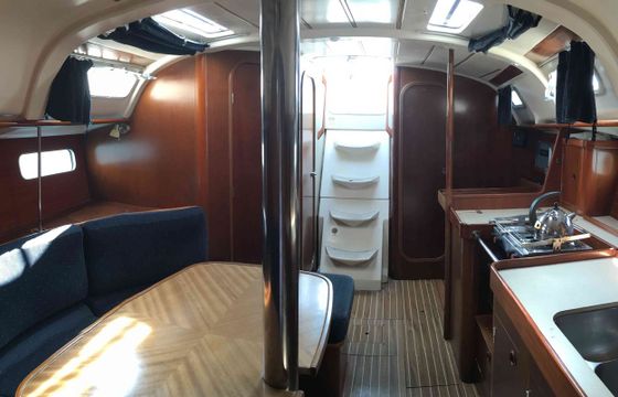 Beneteau Oceanis 351 Adam