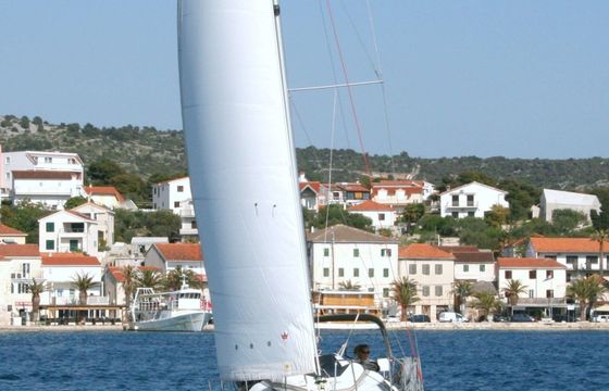 Beneteau Oceanis 34 LL Skyhawk