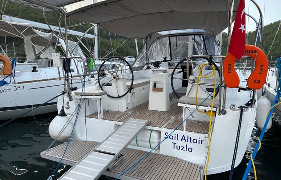 Beneteau Oceanis 34.1 Sail Altair