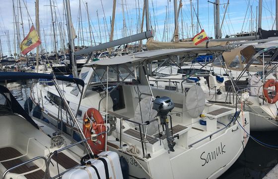 Beneteau Oceanis 38.1 Sanuk