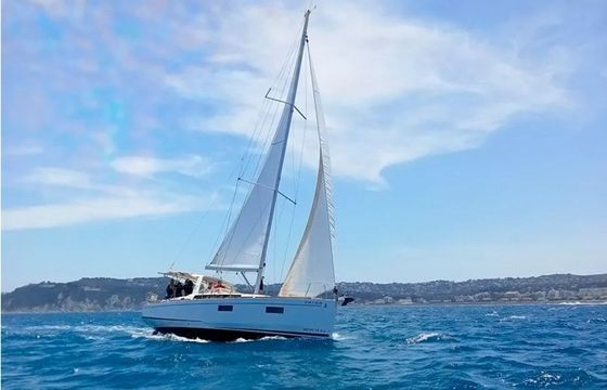 Beneteau Oceanis 38.1 Sanuk
