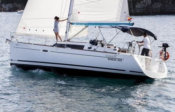 Beneteau Oceanis 37 Boreas Dos