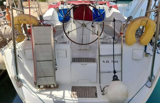 Beneteau Oceanis 393 Fiji
