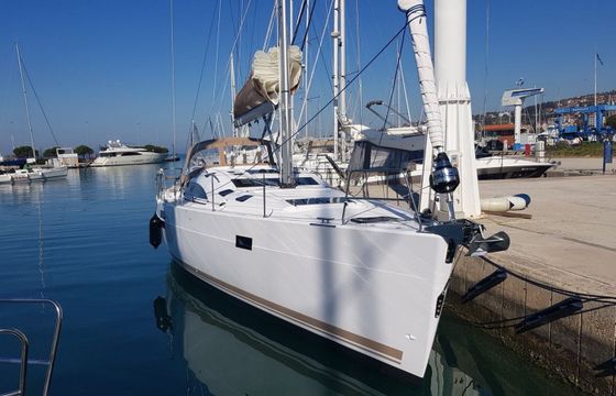 Beneteau Oceanis 38 Aga