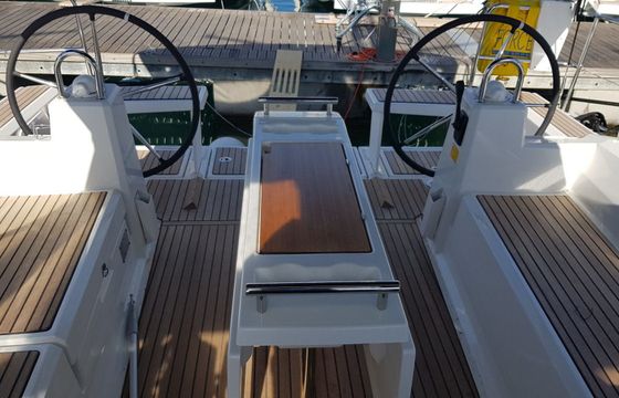 Beneteau Oceanis 38 Aga