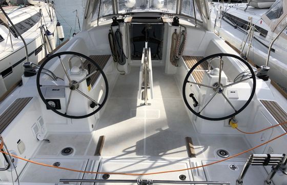 Beneteau Oceanis 38.1 Simple Minds