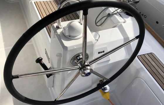 Beneteau Oceanis 38.1 Simple Minds