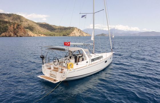 Beneteau Oceanis 38.1 Stargazer