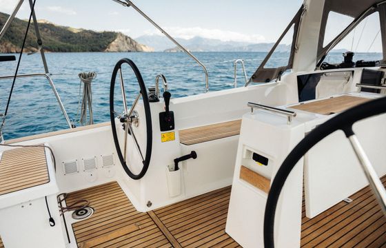Beneteau Oceanis 38.1 Stargazer