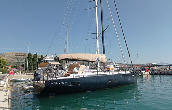 Beneteau First 53 Silhuette