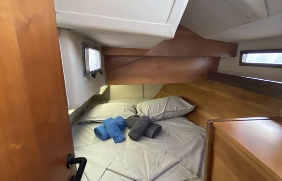 Beneteau Oceanis 390 Teo
