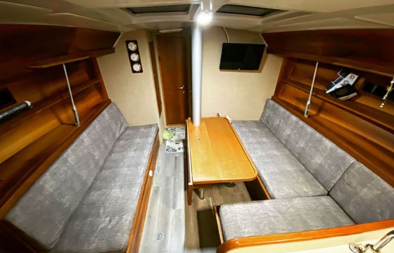 Beneteau Oceanis 390 Teo