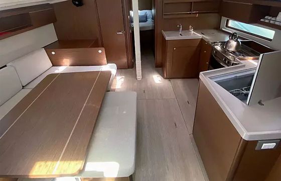 Beneteau Oceanis 40.1 Aria