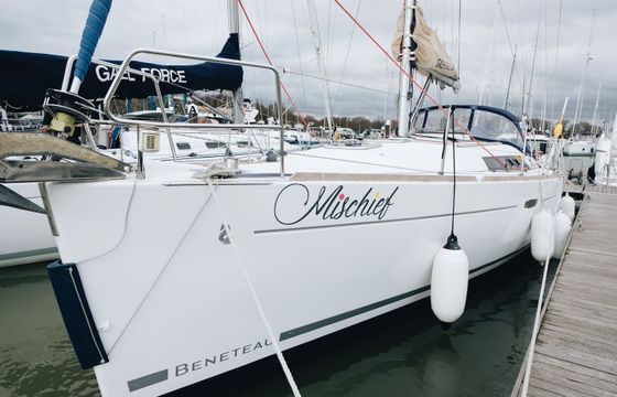 Beneteau Oceanis 37 Mischief of Hamble
