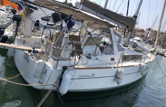 Beneteau Oceanis 38 Moana Reva