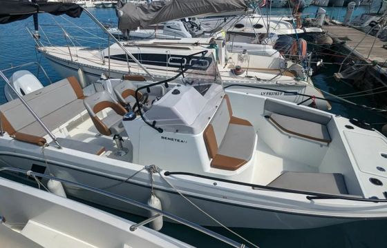 Beneteau Flyer 7 Spacedeck Gian & Chris