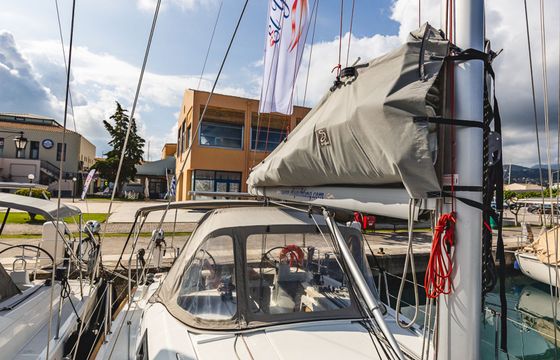 Beneteau Oceanis 38 Elisa
