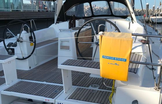 Beneteau Oceanis 38 Velon