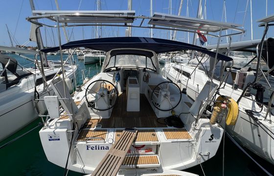 Beneteau Oceanis 38 Felina