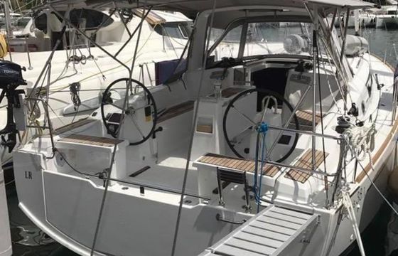 Beneteau Oceanis 38 Zeus