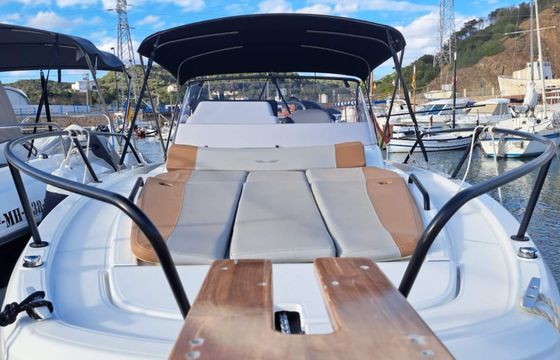 Beneteau Flyer 8 Sundeck Xalar
