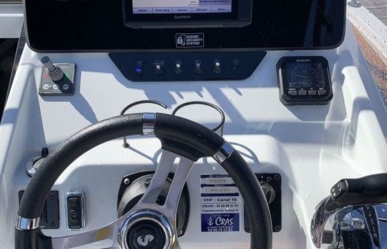 Beneteau Flyer 8 Sundeck Xalar