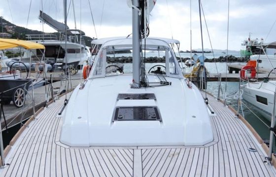 Beneteau Oceanis 38.1 Arun