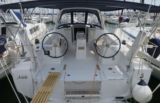 Beneteau Oceanis 38 Ariela