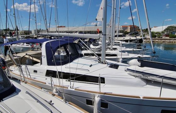 Beneteau Oceanis 38 Ariela
